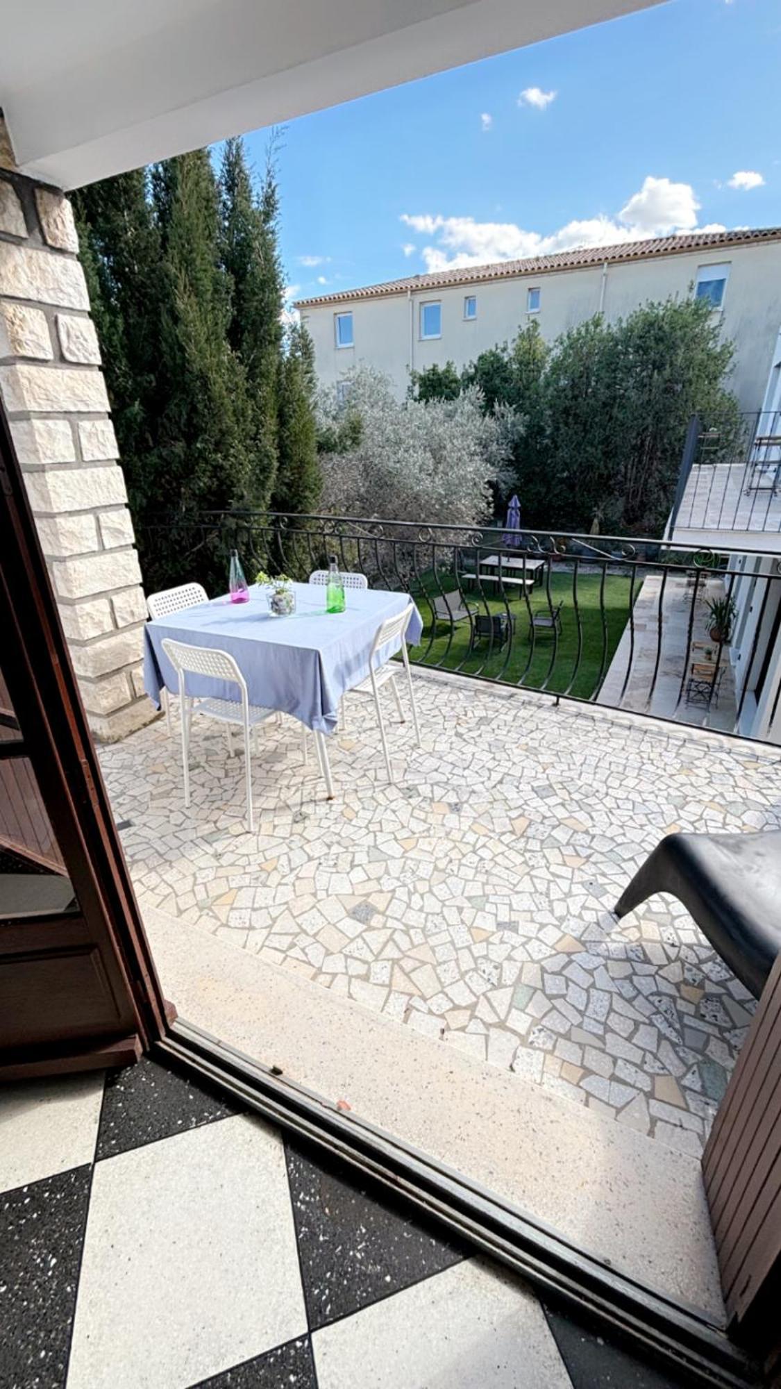 Appartement L'Olivier Arles Ngoại thất bức ảnh